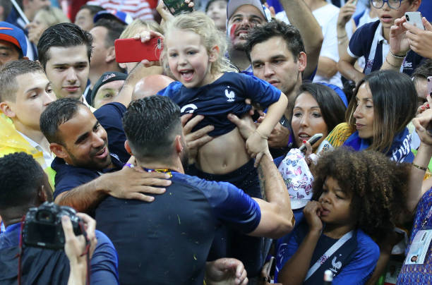 使得他们始 使得他们始